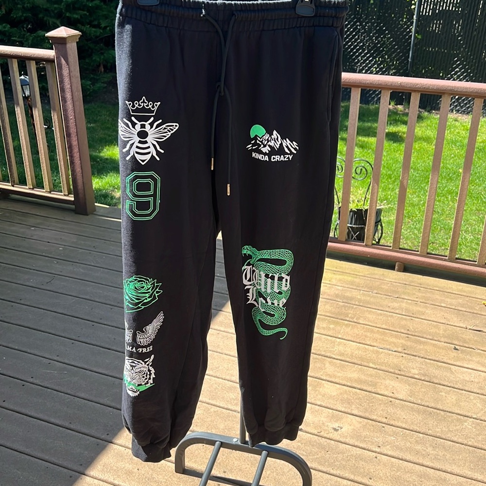 Cool sweatpants they are a size large but smaller fit. Only worn once